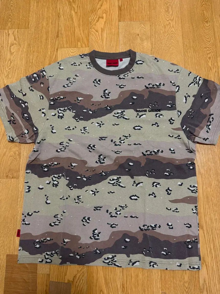 INSANE GARAGE デザート カモ Tシャツ