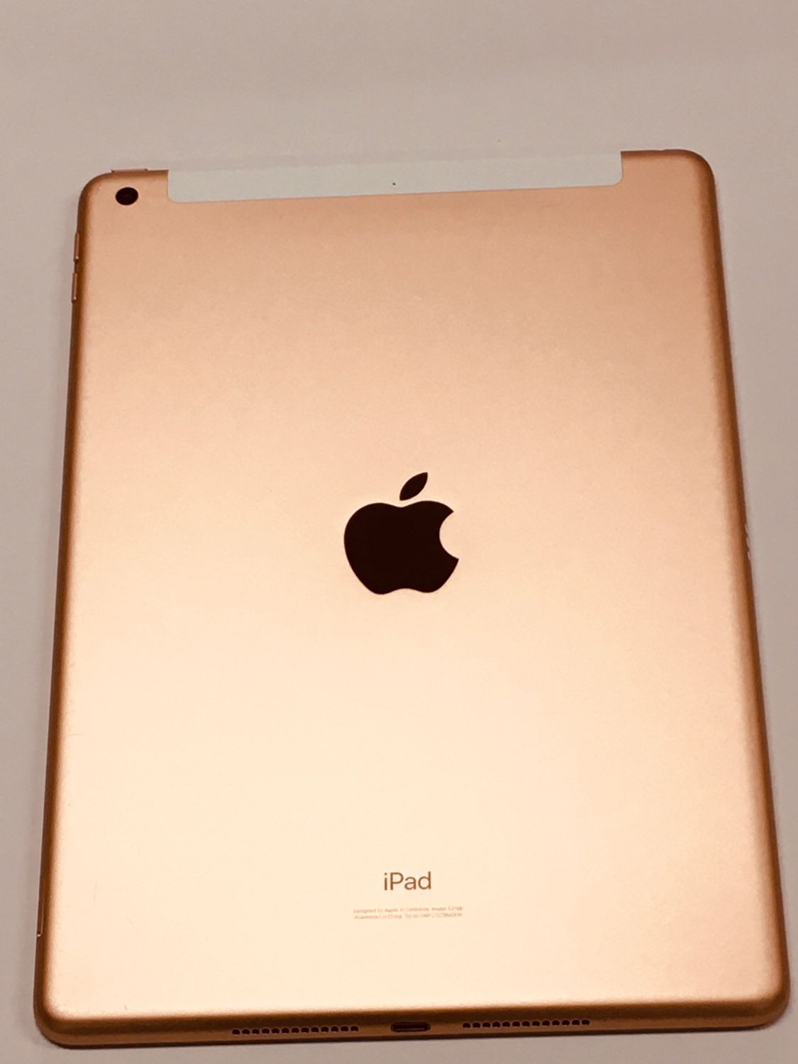 美品 iPad 第7世代 32GB ゴールド バッテリー100% - メルカリ 美品 iPad 第7世代 32GB ゴールド バッテリー100% - メルカリ