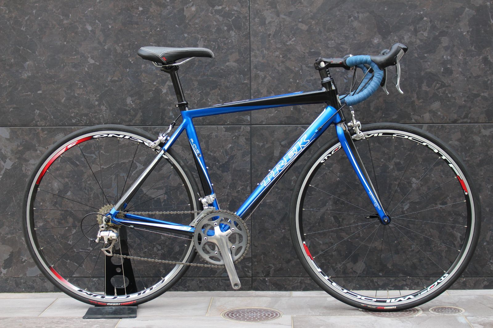 トレック TREK Alpha 2.3 シマノ 105 5600 MIX 10S アルミ×カーボン