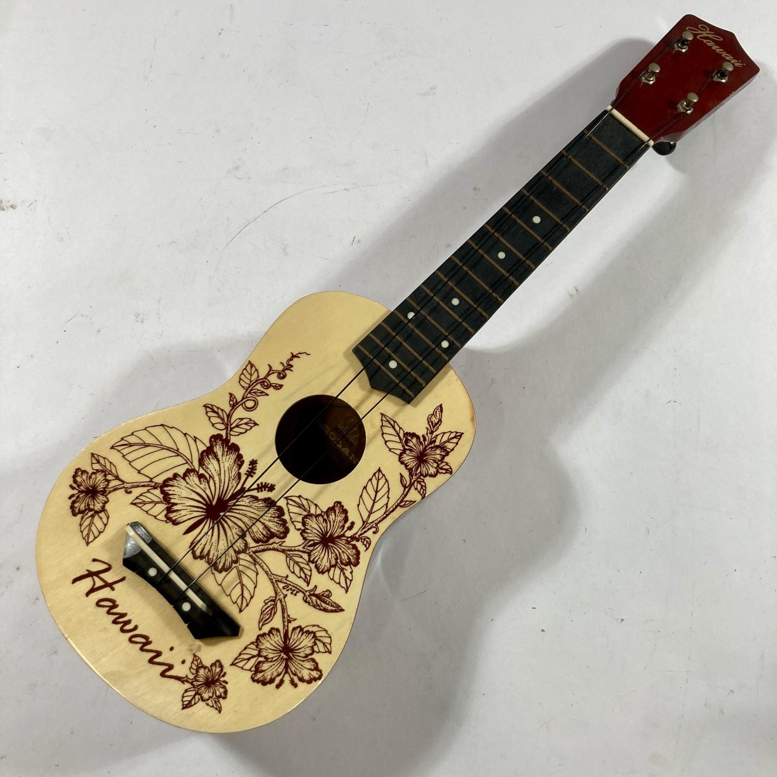 Leolani Leolani Hawaiian Ukulele Hibiscus Pattern Hawaii Stringed Instrument Total Length Approx. 54 cm Hobby Musical Instrument Junk Item