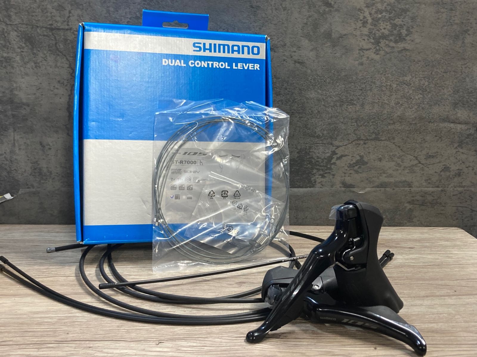 KA796 シマノ SHIMANO 105 ST-R7000 STIレバー 2x11S