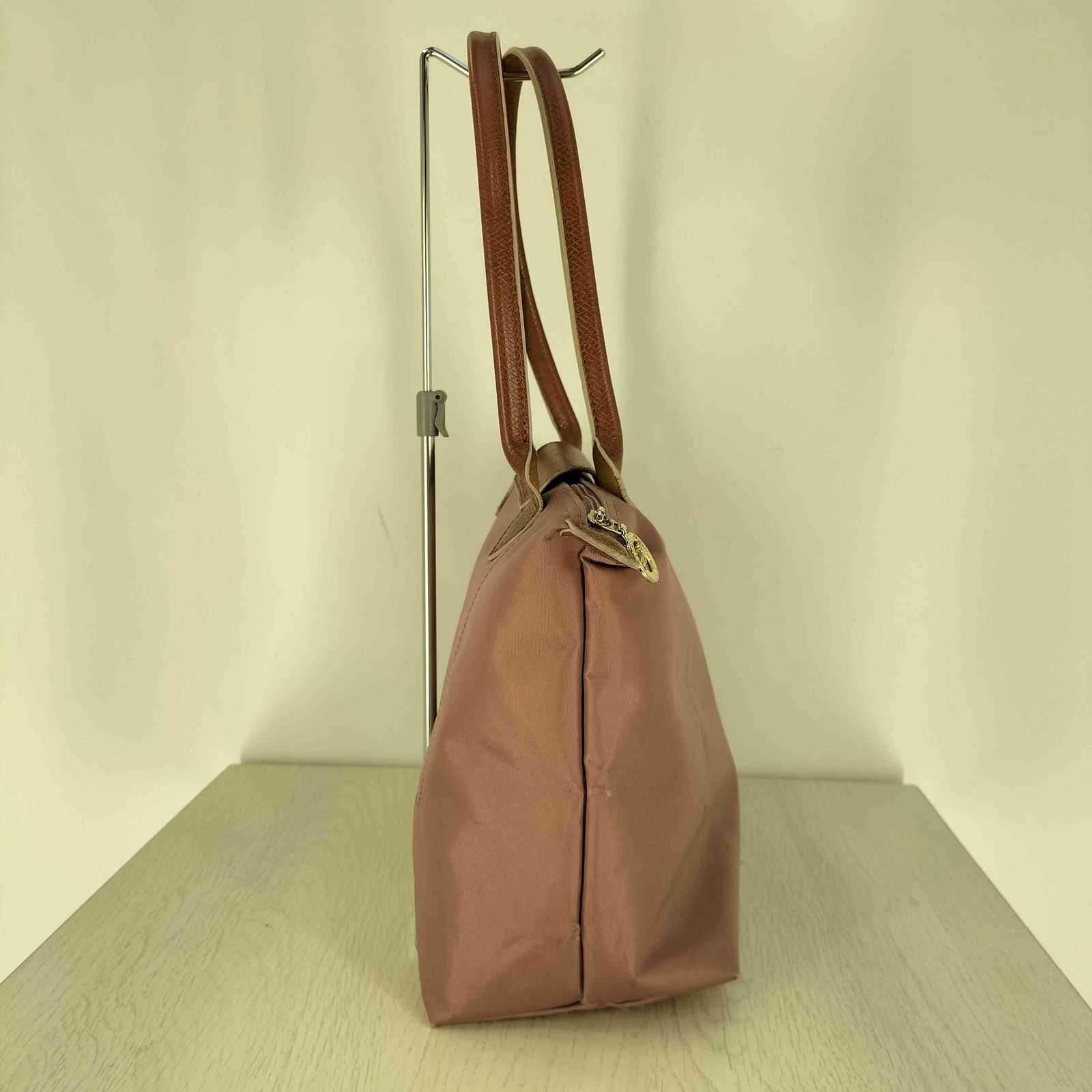 ロンシャン LONGCHAMP エッフェル塔 刺繍 レザーハンドル ナイロン 