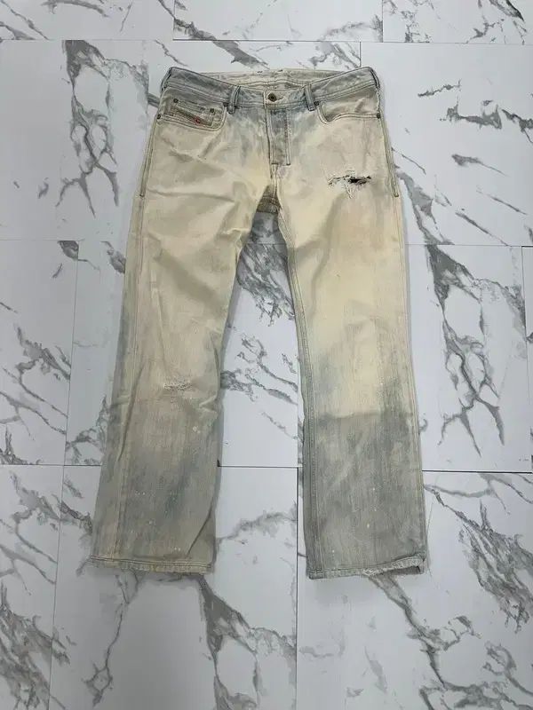 DIESEL ジャティーニ ウォッシュ ブーツカット デニム パンツ