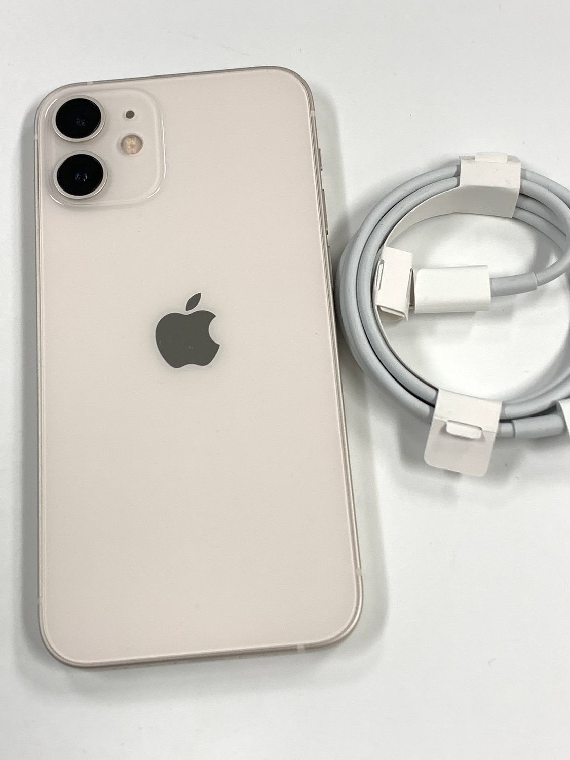 iPhone 12 mini 64GB ホワイト SIMフリー 新品同様 - メルカリ