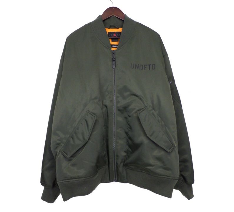 アンディフィーテッド UNDEFEATED × ジョーダン JORDAN 【 UNDFTD RNGD JACKET Olive UND 1299 】 ジャケット オリーブ ブルゾン MA-1 ボンバー ジャケット　f30916