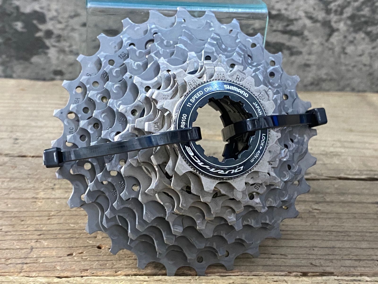 シマノ　Dura-Ace 11速スプロケットとチェーンセット シマノ Dura-Ace 11速スプロケットとチェーンセット シマノ