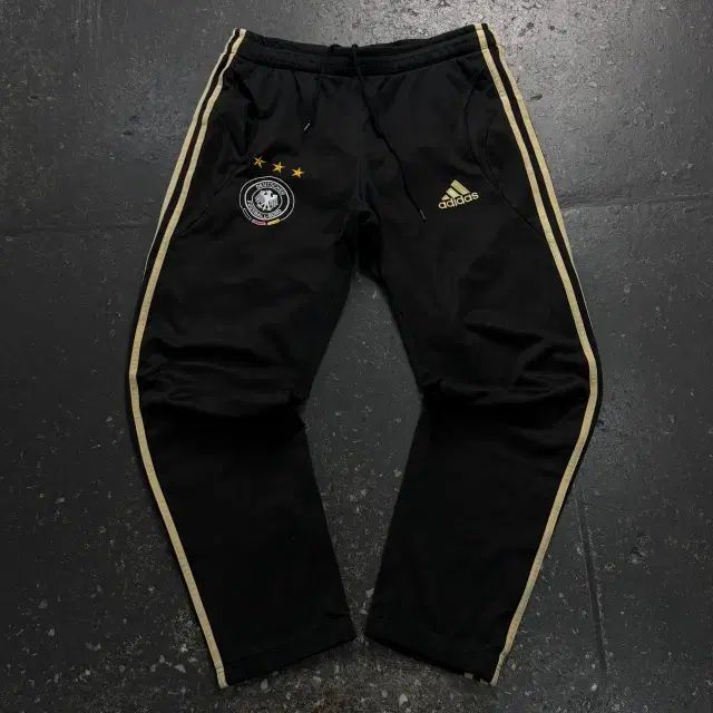 100 アディダス ドイツ 韓国国家代表 トレーナー パンツ 4,550円