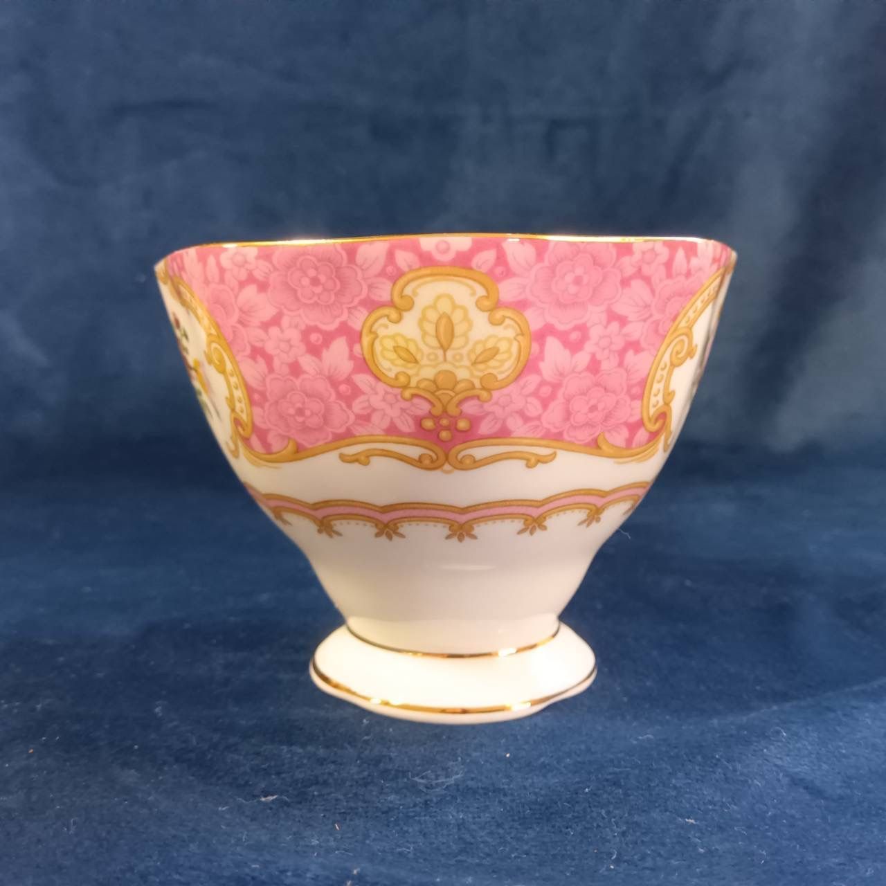 ロイヤルアルバート Royal Albert レディーカーライル 3客（ピンク2