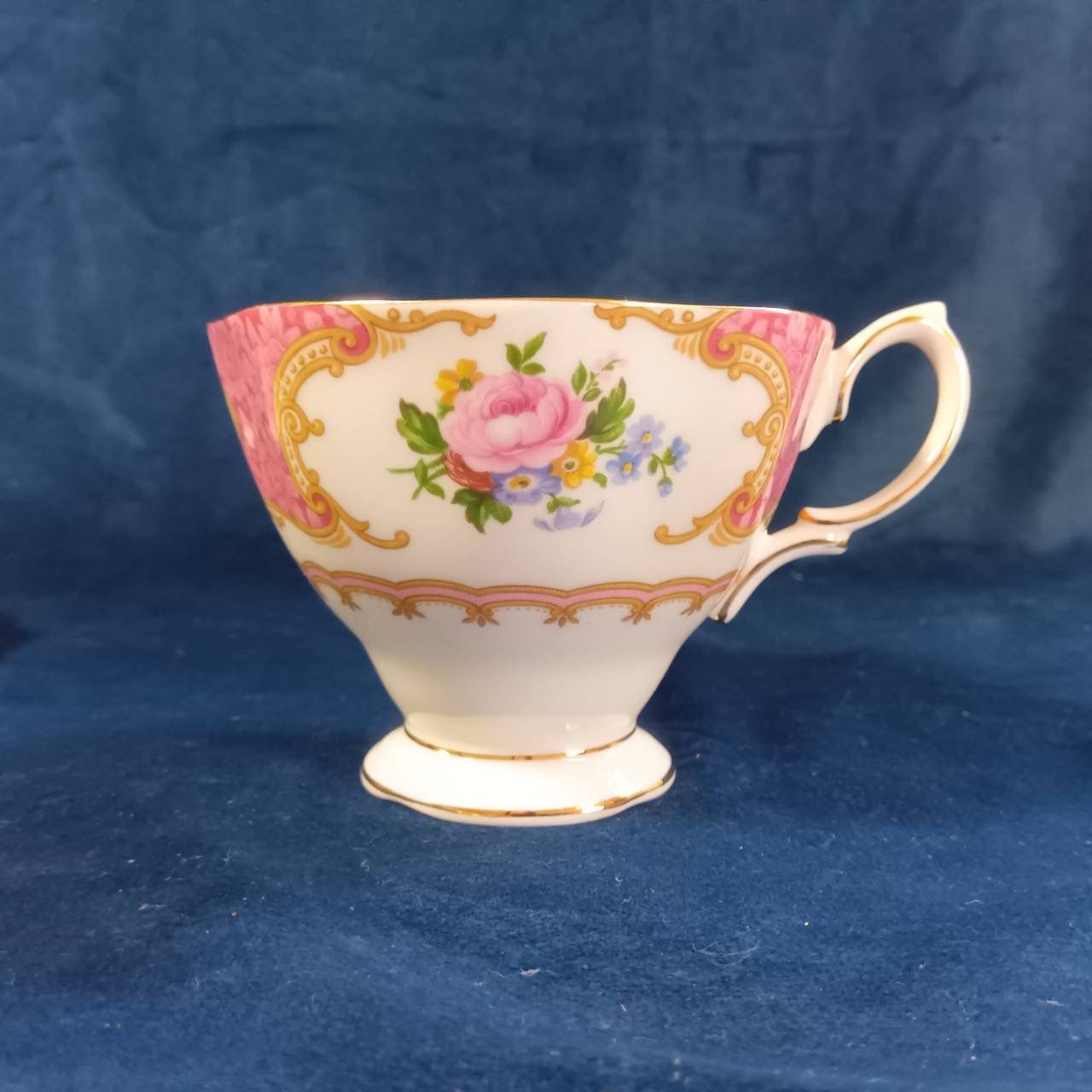ロイヤルアルバート Royal Albert レディーカーライル 3客（ピンク2