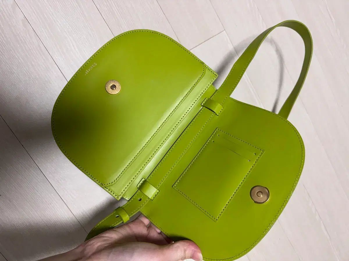 エルバテゲブ ミニバック