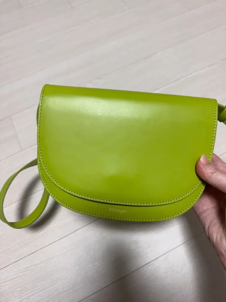 エルバテゲブ ミニバック