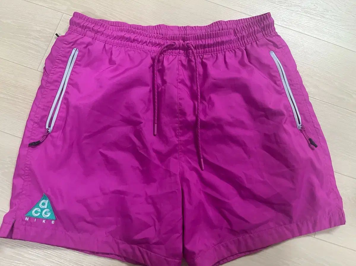 ナイキ ACG パープル ハーフパンツ