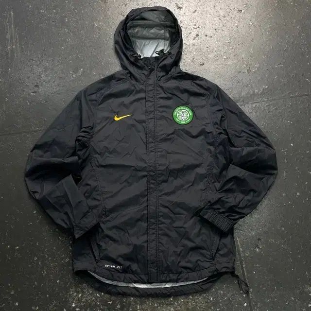 95 NIKE セルティックFC ウィンドブレーカー