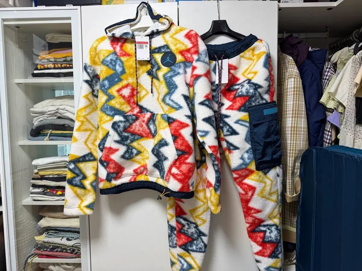 ジョーダン フリース 冬 セットアップ タグ付き 新品