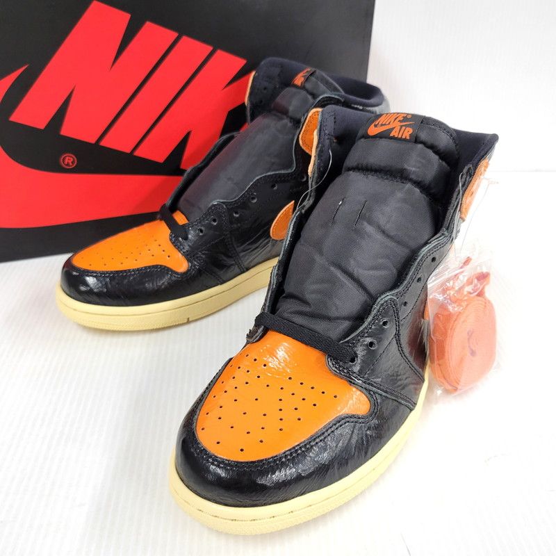 【中古美品】 NIKE ナイキ AIR JORDAN 1 RETRO HIGH OG 555088-028 エアジョーダン 1 レトロ ハイ OG スニーカー シューズ 靴 【160-260519-as-09-izu】 20,625円