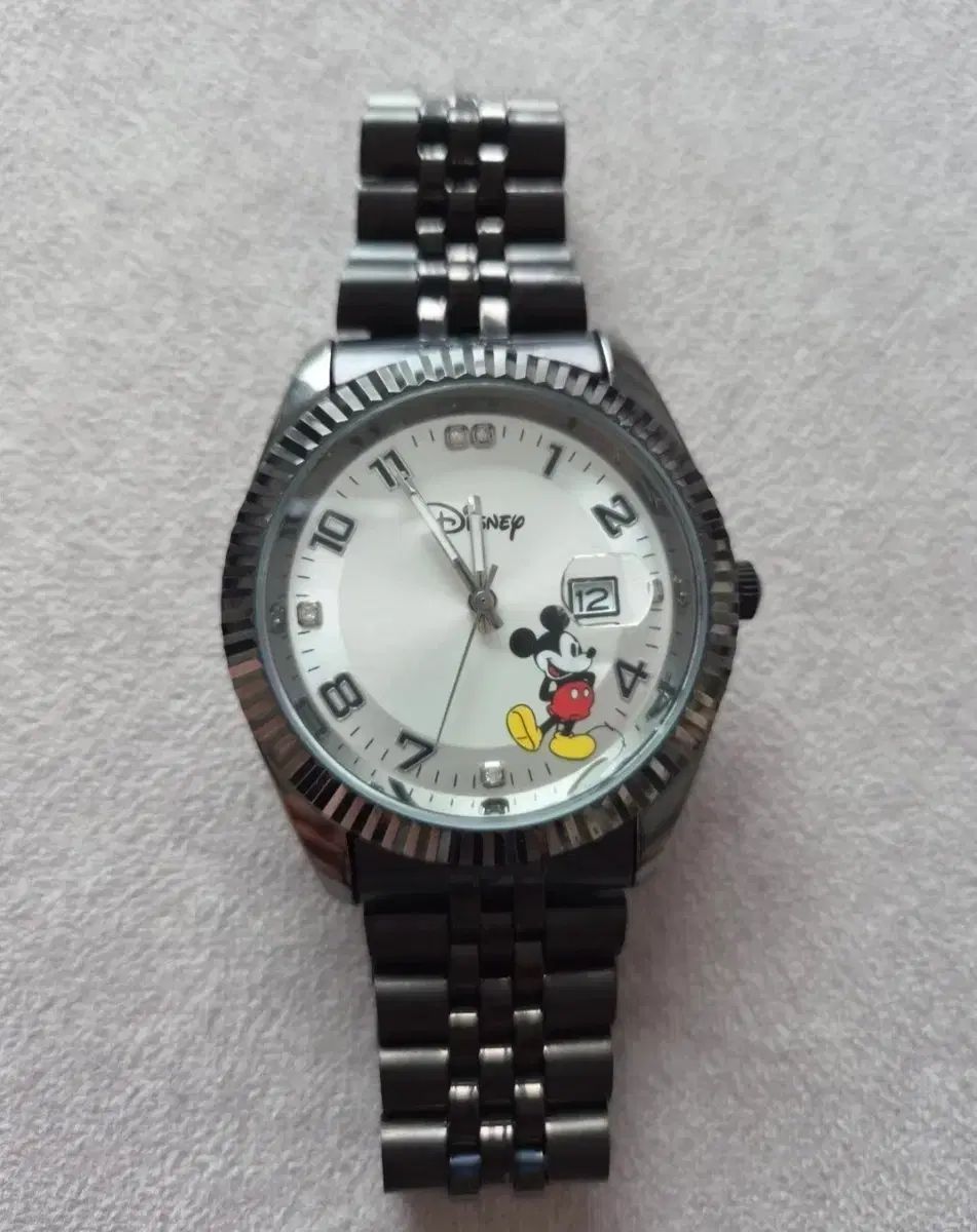 (新品 正規品) Disney ミッキーマウス メタル 時計