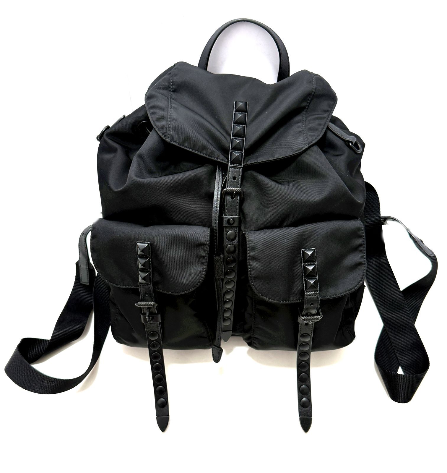 レア 希少 PRADA プラダ ピラミッド スタッズ サフィアーノレザー レア 希少 PRADA プラダ ピラミッド スタッズ サフィアーノレザー