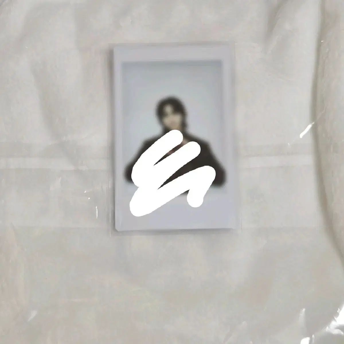 Stray Kids(ストレイキッズ・スキズ・SKZ) ヒョンジン(HYUNJIN) サイン入り ポラロイド サイン入りチェキ・サイン入りポラロイド 出品