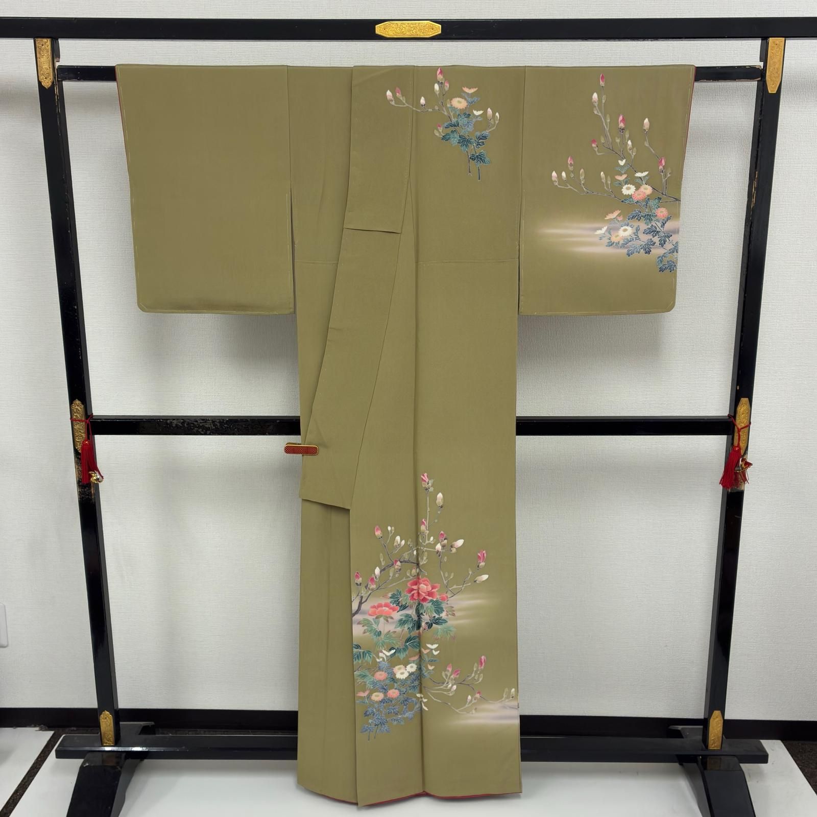 付け下げ 正絹 紋なし 作家物 友禅 美しい染めの花 袷 着物 MK-8098 付け下げ 正絹 紋なし 作家物 友禅 美しい染めの花 袷 着物 MK-8098