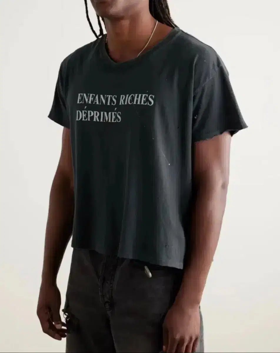 L ERD 앙팡리쉬 デプリメ ダメージ レタリング Classic Tシャツ