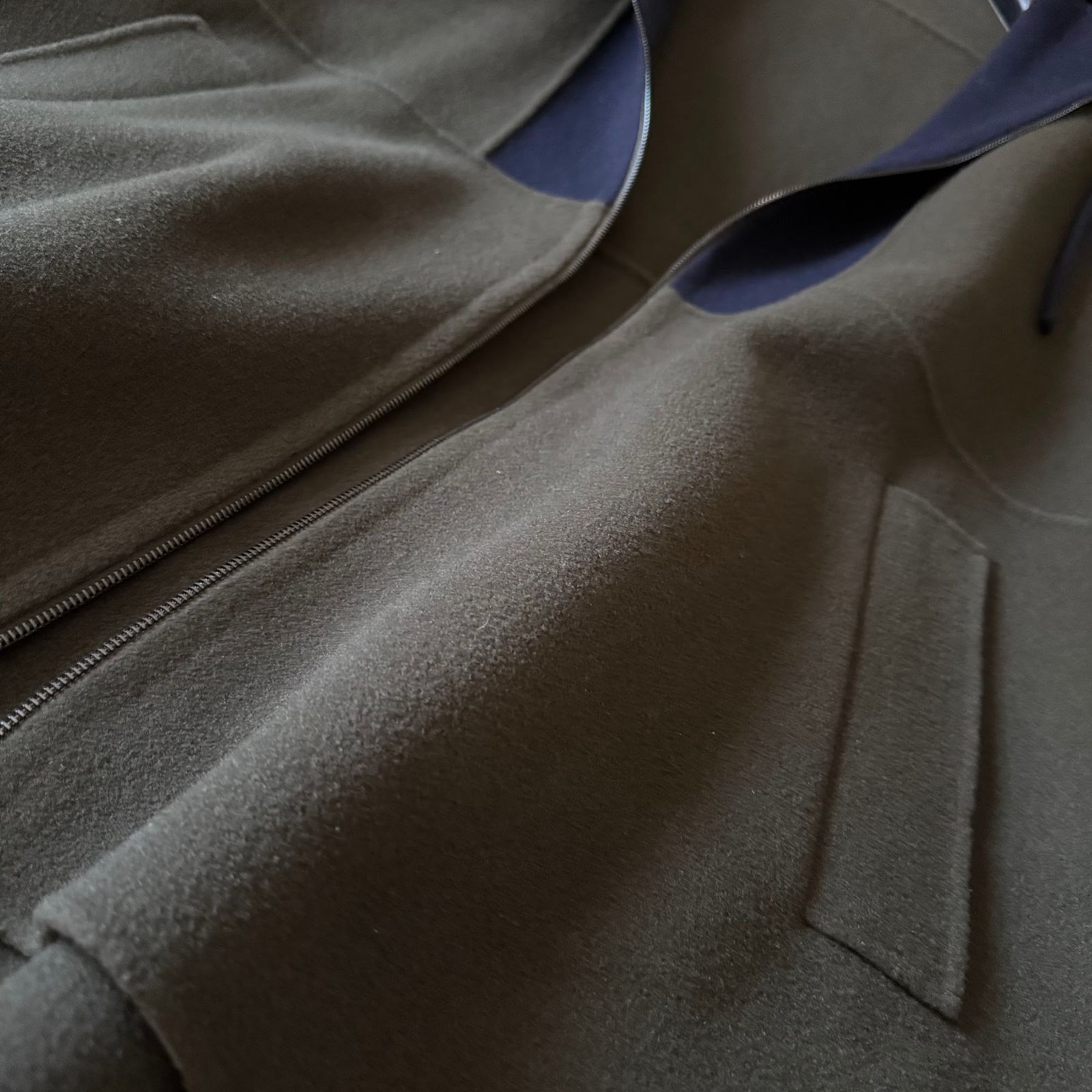 極美品 22AW クチートアマーノ ゆったりケープ風フードコート MaxMara