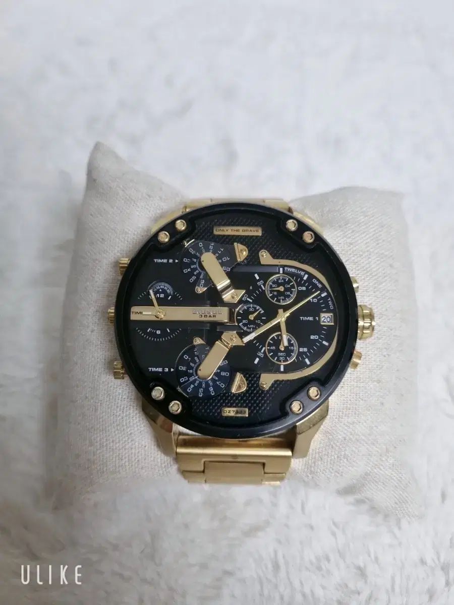 ディーゼル DZ733 ゴールド BIG メンズ時計 GOLD BLACK