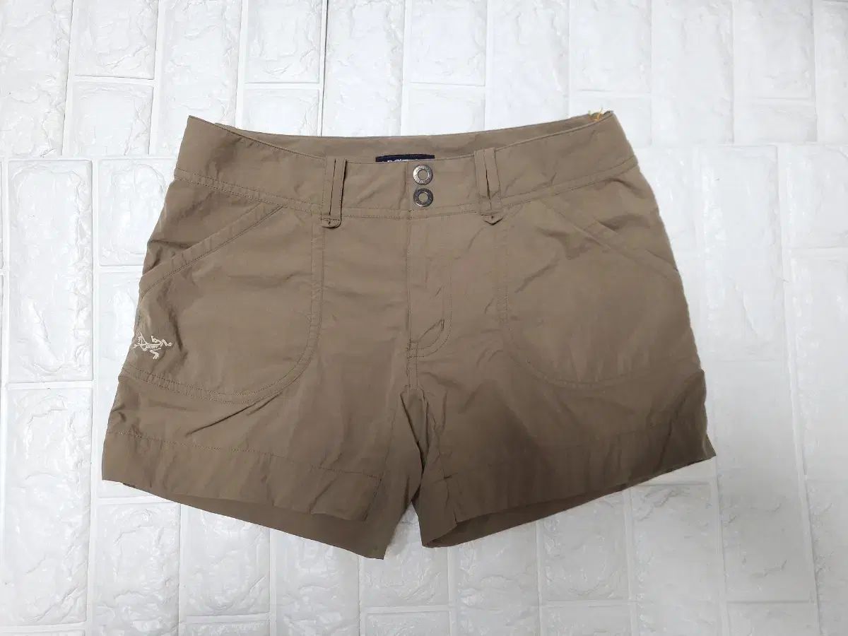 ARC'TERYX アークテリクス レディース ハーフパンツ サイズ 4 正規品 9,530円