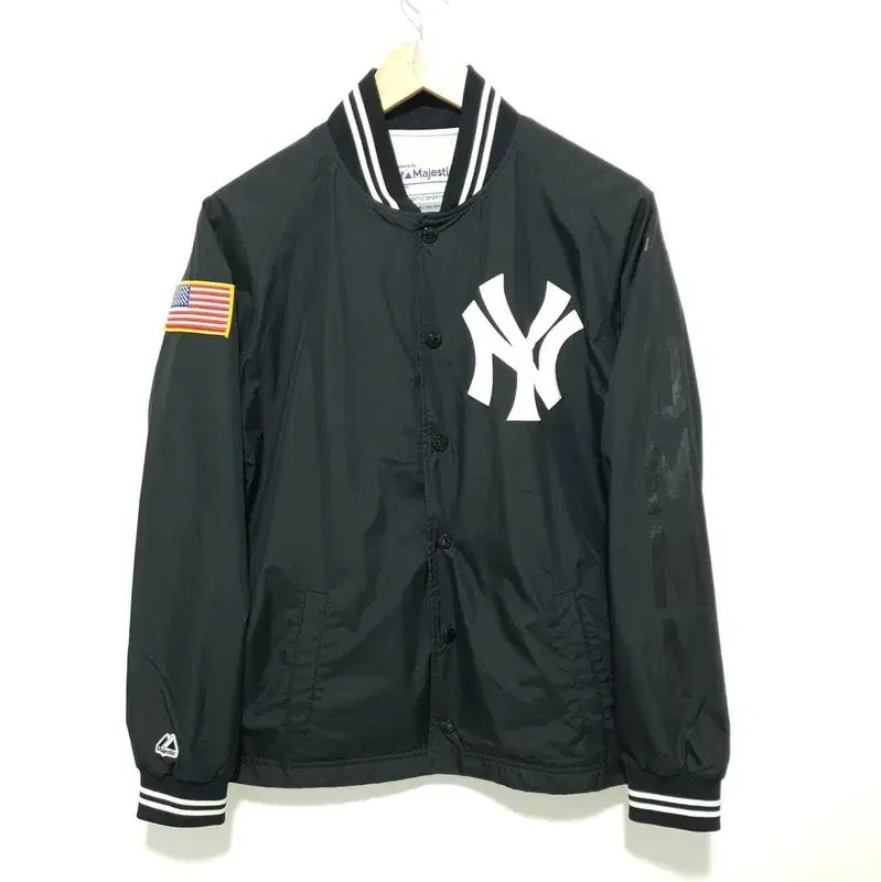 マジェスティック トミーヒルフィガー NEW YORK ヤンキース レディース スタジャン ジャケット M 38
