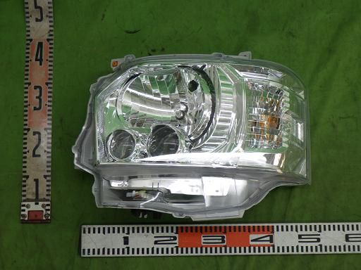 中古】Koito 26-137 ハイエース 純正 ヘッドライト左右 - メルカリ