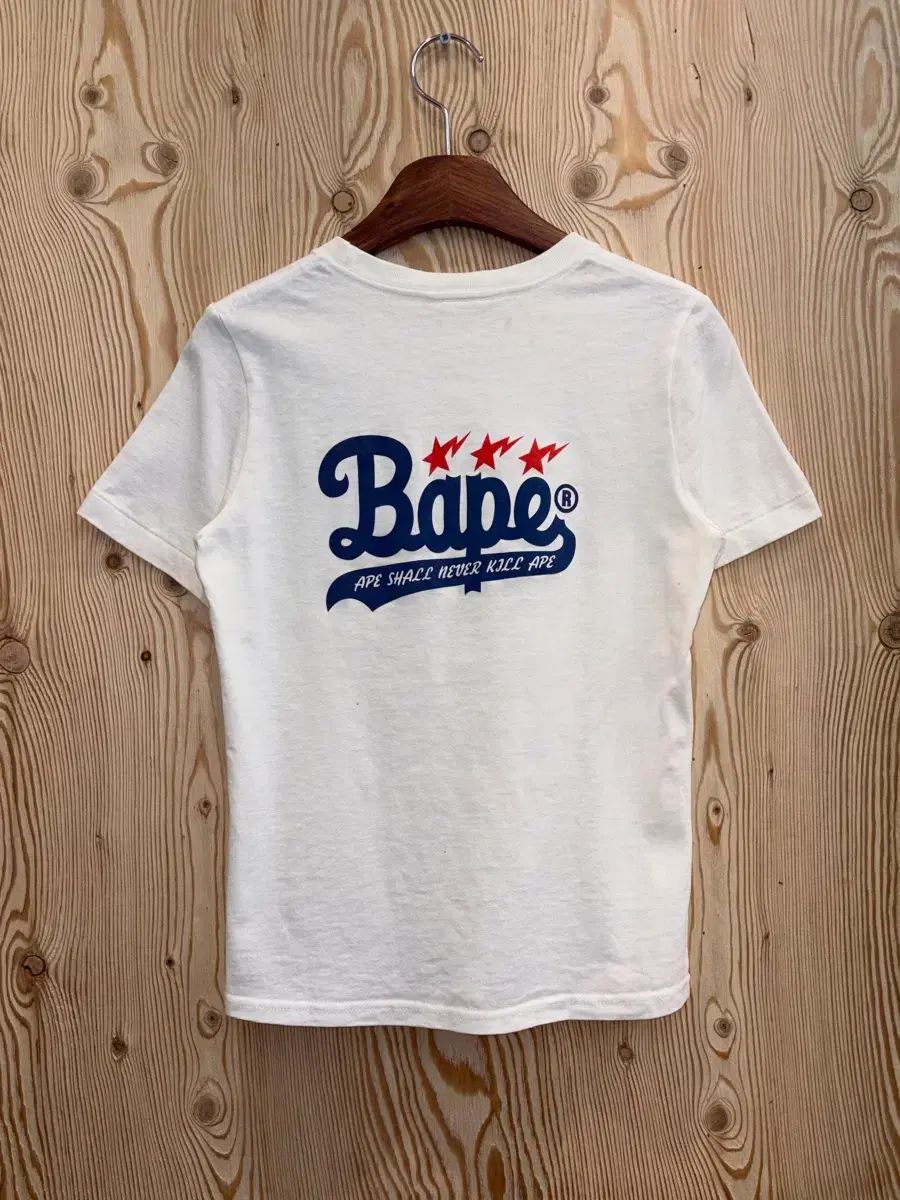 A BATHING APE アベイシングエイプ ベースボール ロゴ Tシャツ