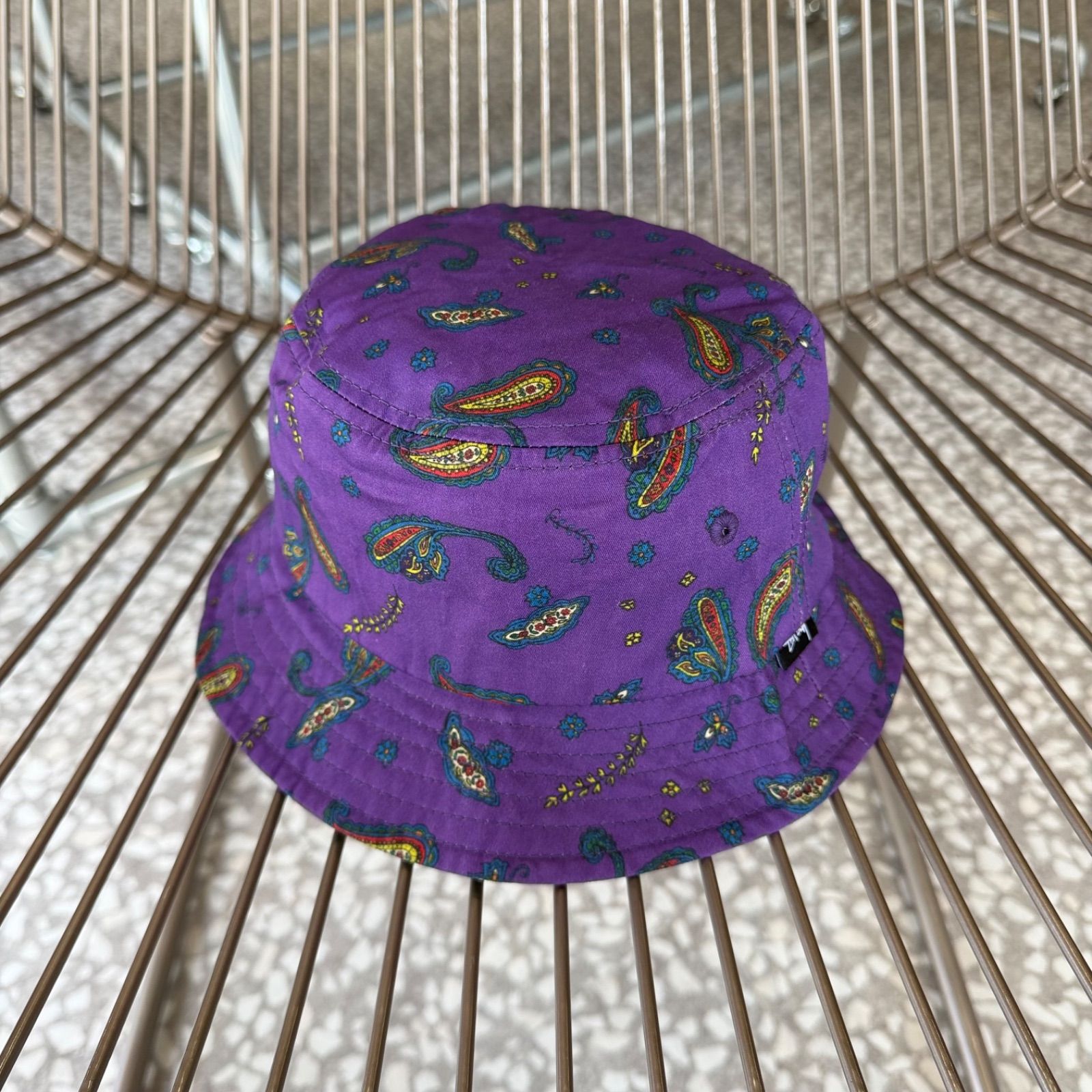 STUSSY / paisley bucket hat size S-M ステューシー 総柄ペイズリー バケットハット 帽子 ユニセックス ストリート B系 奇抜 アウトドア フェス