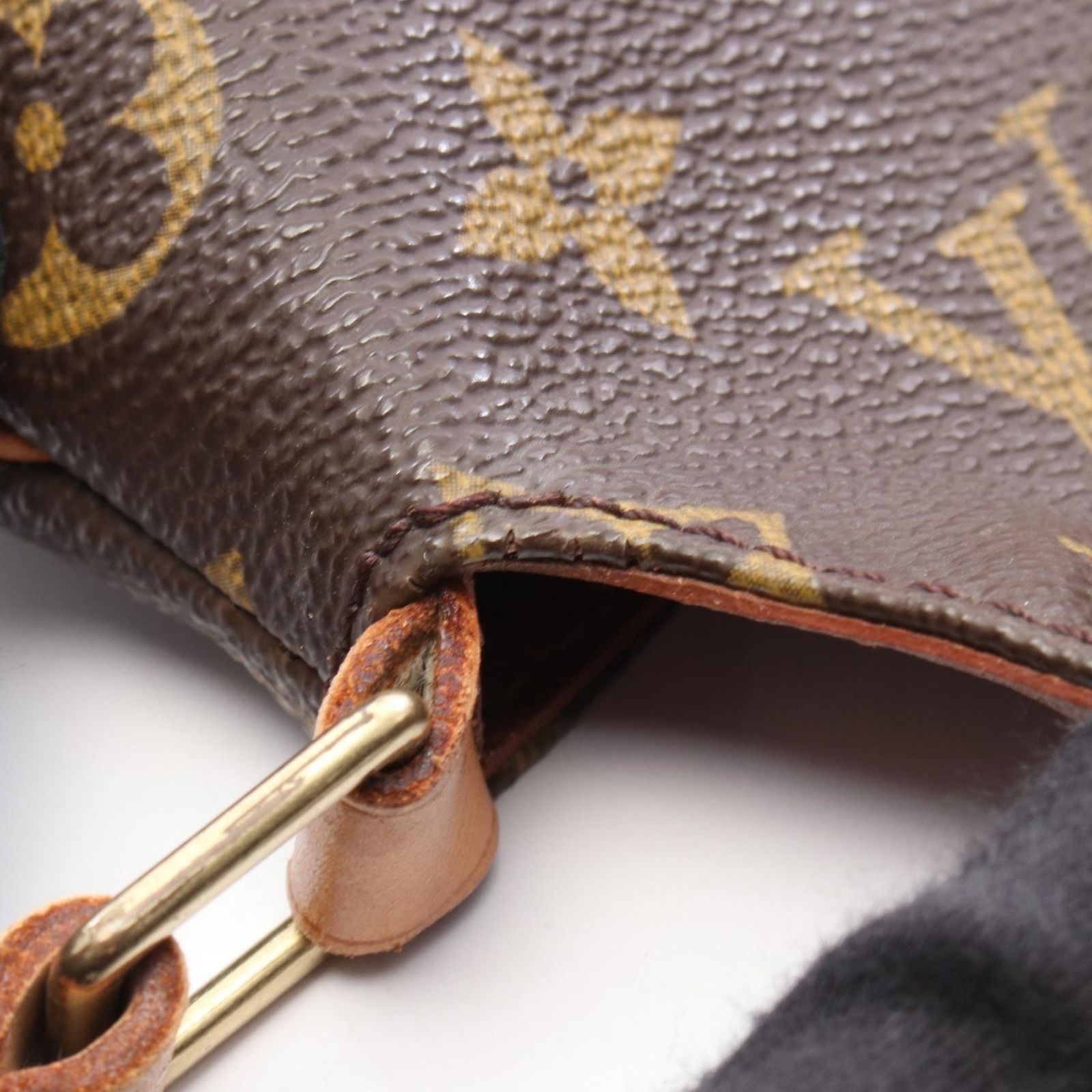 LOUIS VUITTON ルイ・ヴィトン ミュゼットタンゴ ショートストラップ
