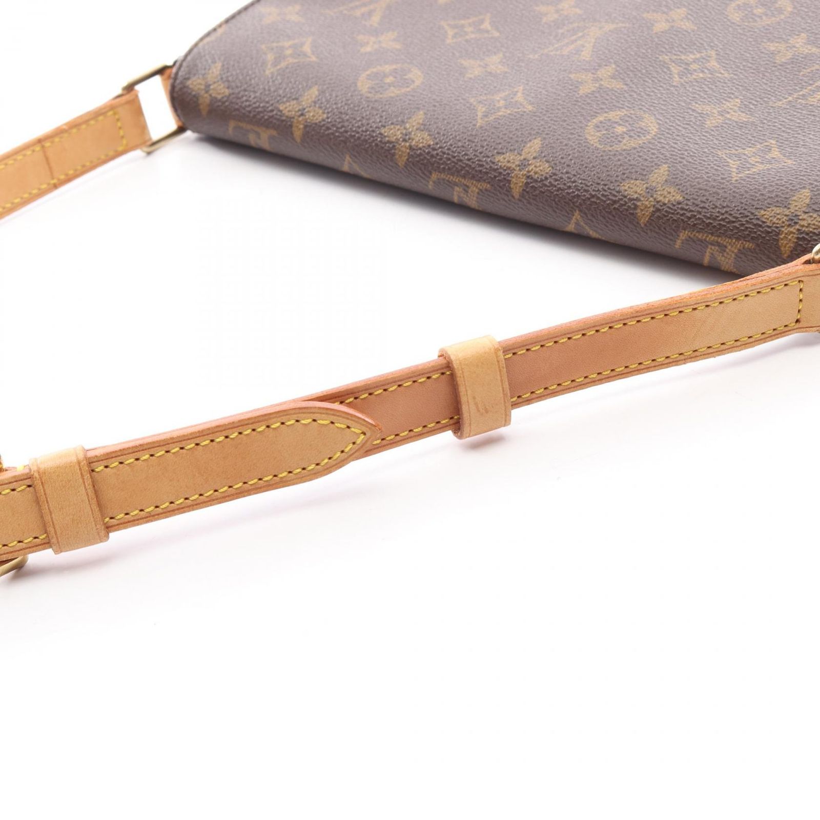 LOUIS VUITTON ルイ・ヴィトン ミュゼットタンゴ ショートストラップ