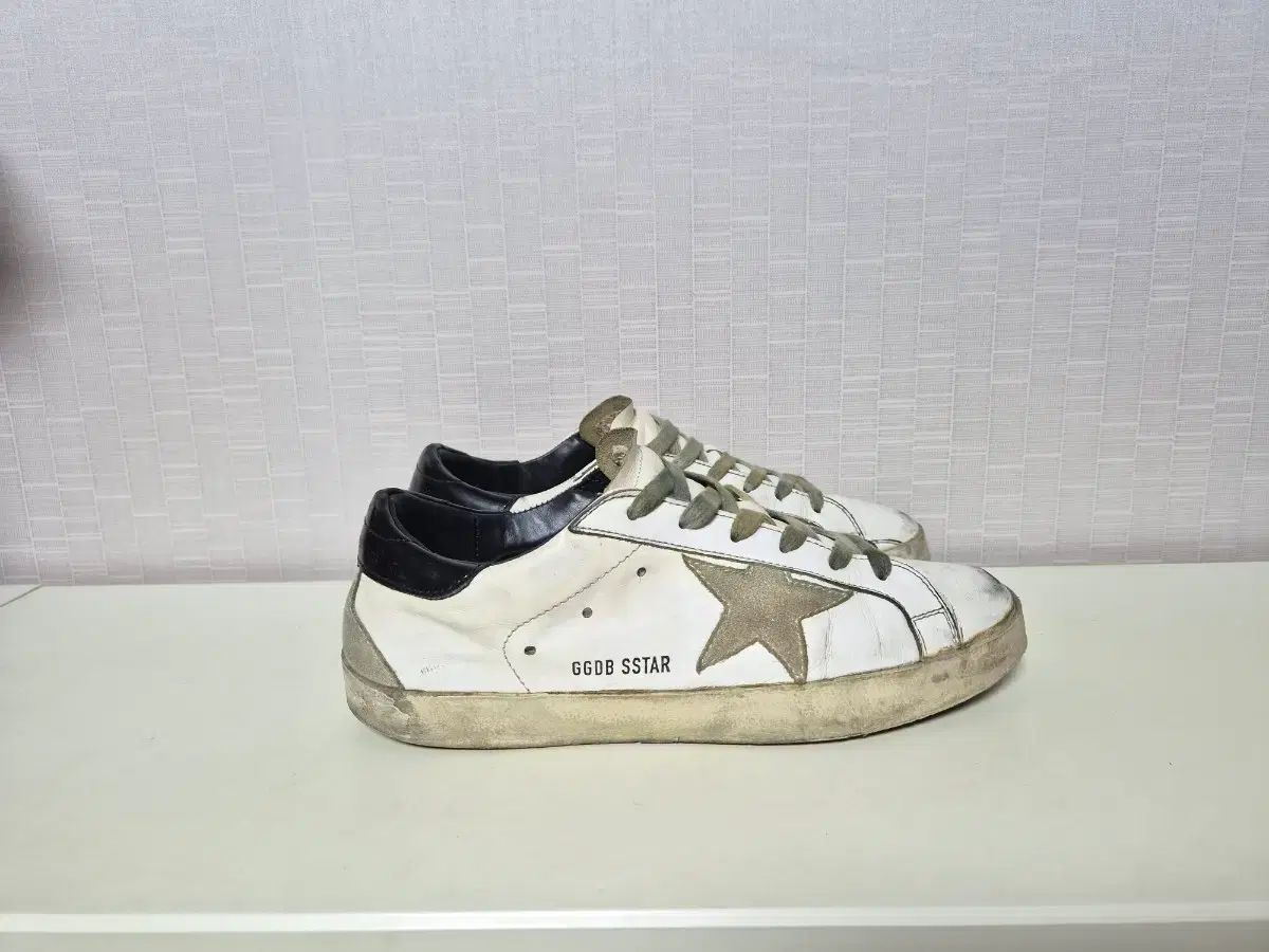 GOLDEN GOOSE ゴールデングース スニーカー 40