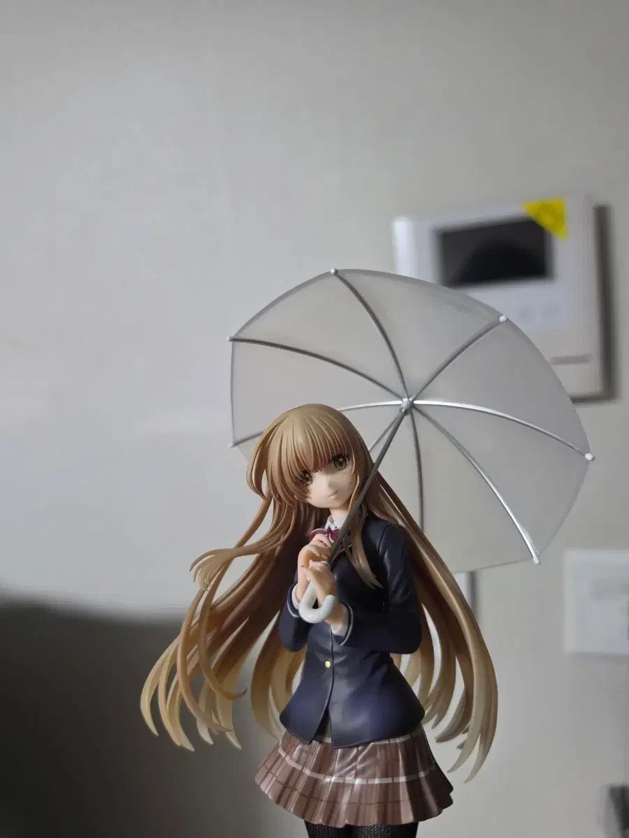 フェネクス隣の天使 椎名 麻