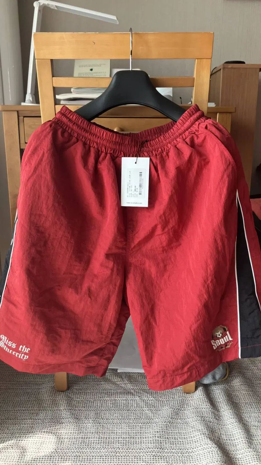 YYギャクソウハーフパンツ　レッド　Lサイズ　中古品 YONEX ハーフパンツ - メルカリ