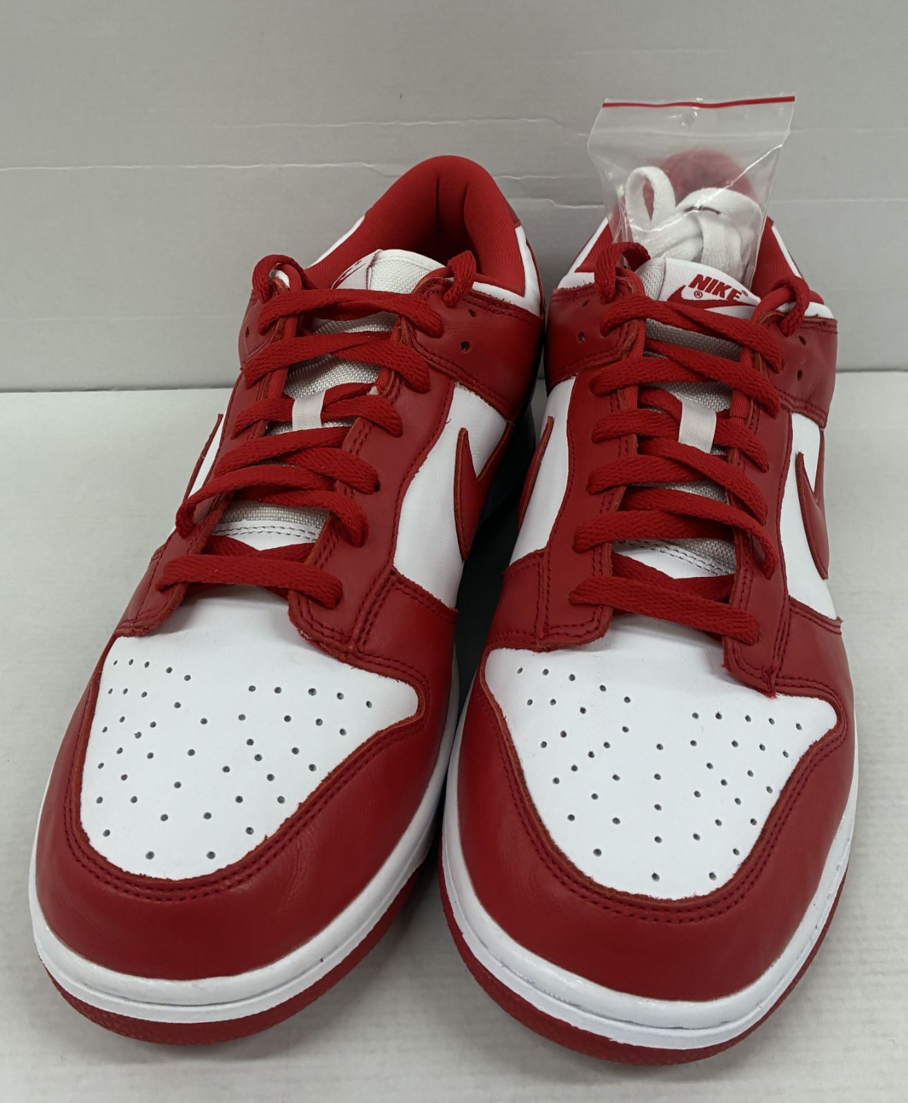 美中古 Nike Dunk Low SP White and University Red 28.5㎝ CU1727-100 ナイキ ダンク ロー スニーカー 【V2132-001】◇ 268