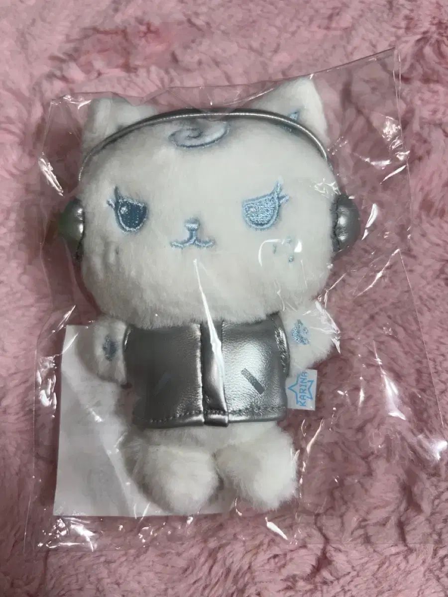 aespa（エスパ） カリナ 未開封 (カリナ ぬいぐるみ ペンライト キーホルダー コンサート)