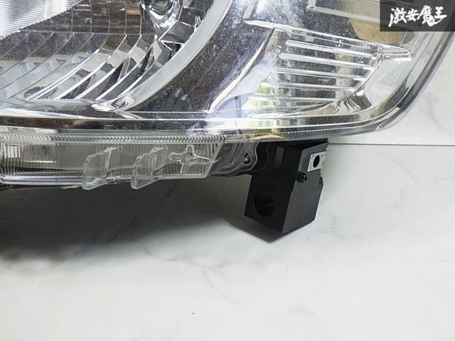 レンズ綺麗//破損無し】NISSAN 日産 純正 C25 セレナ 後期 ヘッド