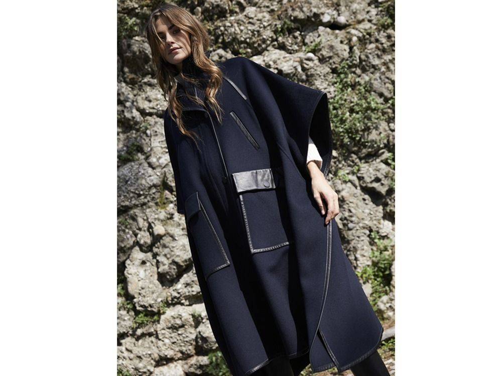極美品 MaxMara クチートアマーノ 滝沢眞規子さん着用ポンチョコート