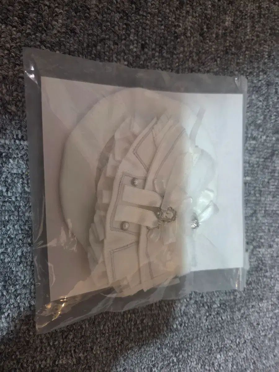 WOOBLE リー10cm 白