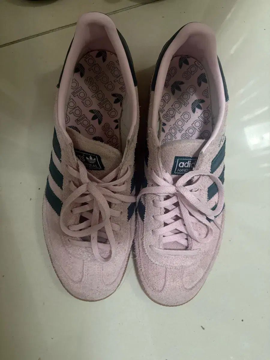 アディダス スペツィアル