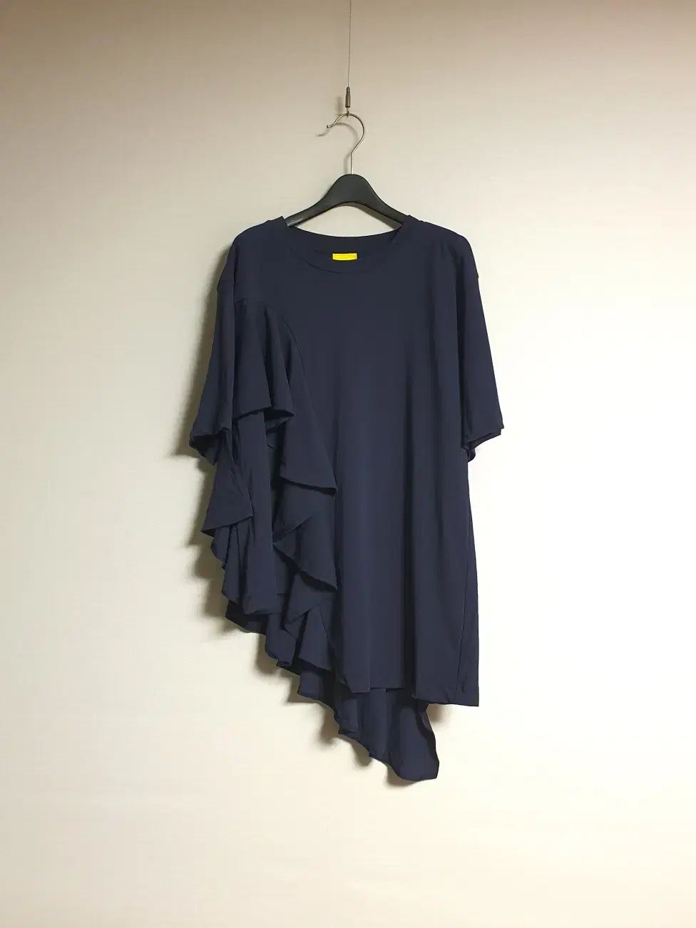 LUCKY CHOUETTE ラッキーシュエトゥ アシンメトリー ラッフル Tシャツ フリーサイズ 正規品
