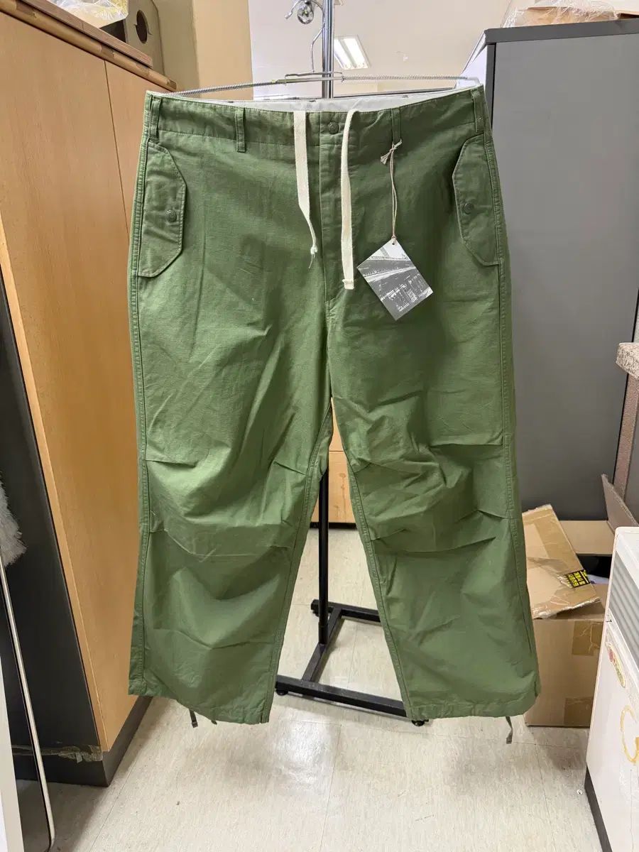 ENGINEERED GARMENTS フィールドパンツ