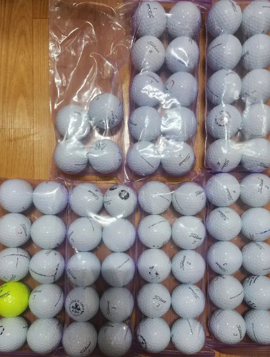 タイトリスト PROV1 A級 ロストボール ゴルフボール 64球