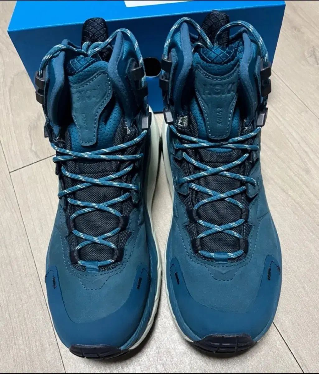 新品 HOKA ONE ONE ホカオネオネ ウィメンズ カハ２ GTX ブルーコーラル/グラファイト 245