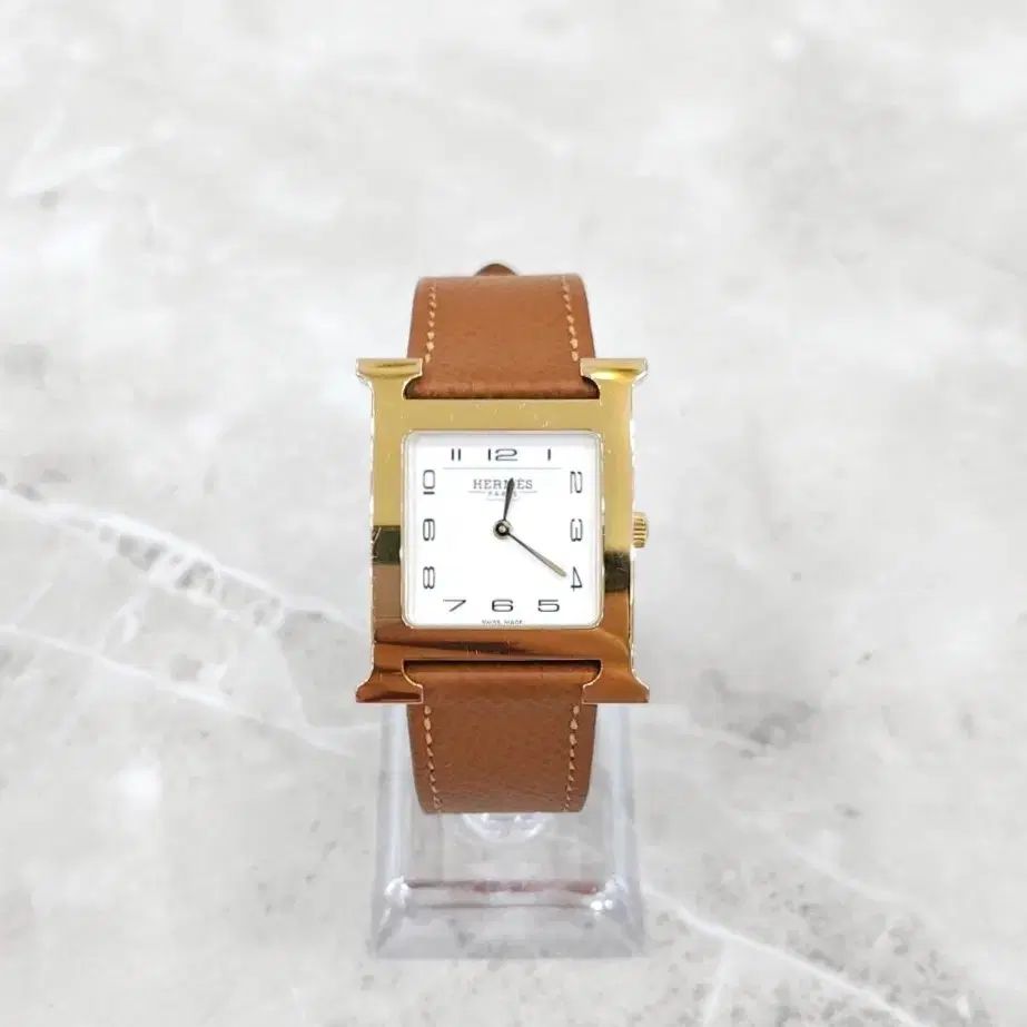 エルメス Hウォッチ ゴールド ミディアム 30mm W404391WW00