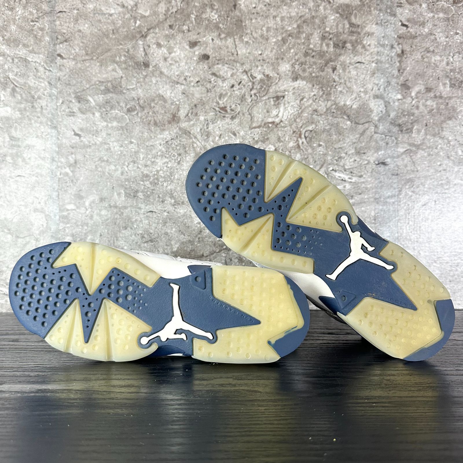ケア済/清潔なリユース靴】S806 NIKE GS Air Jordan 6 Retro 