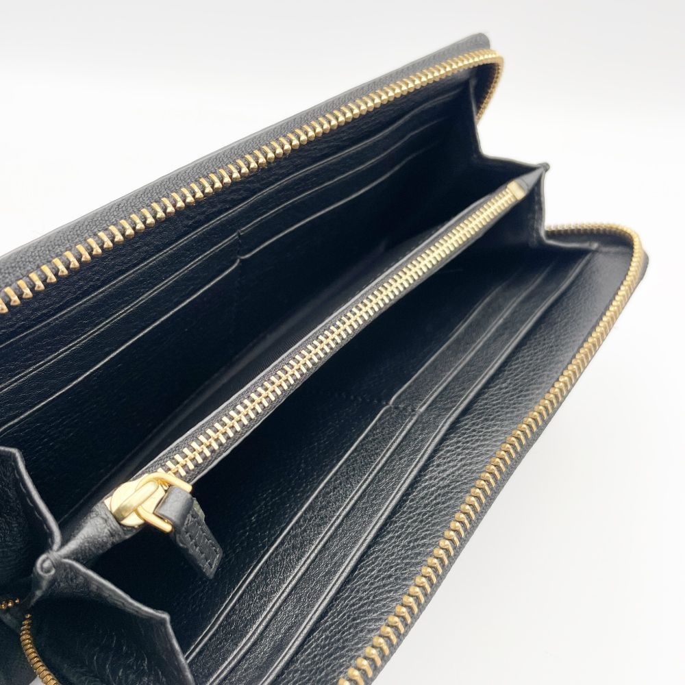 TORY BURCH（トリーバーチ） 長財布 ラウンドファスナー 小銭入れあり