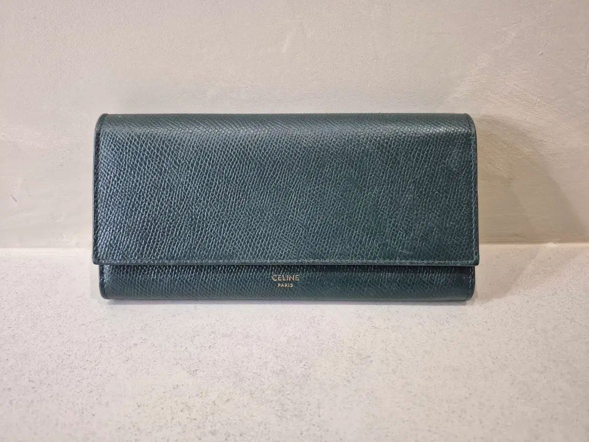 Celine セリーヌ 正規品 長財布 出品